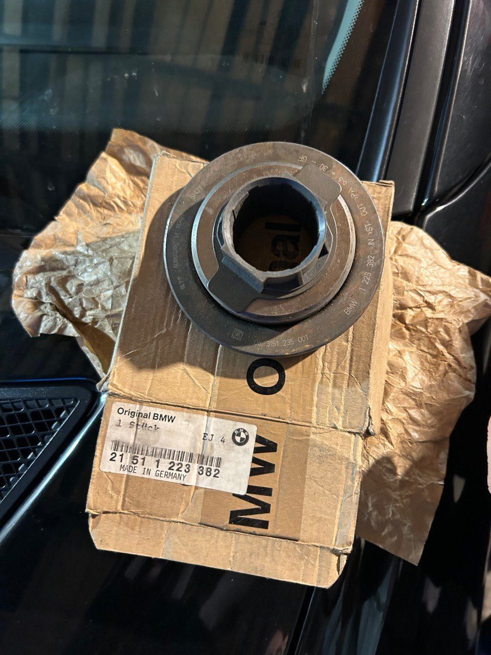 Підшипник віжимний BMW 21511223382