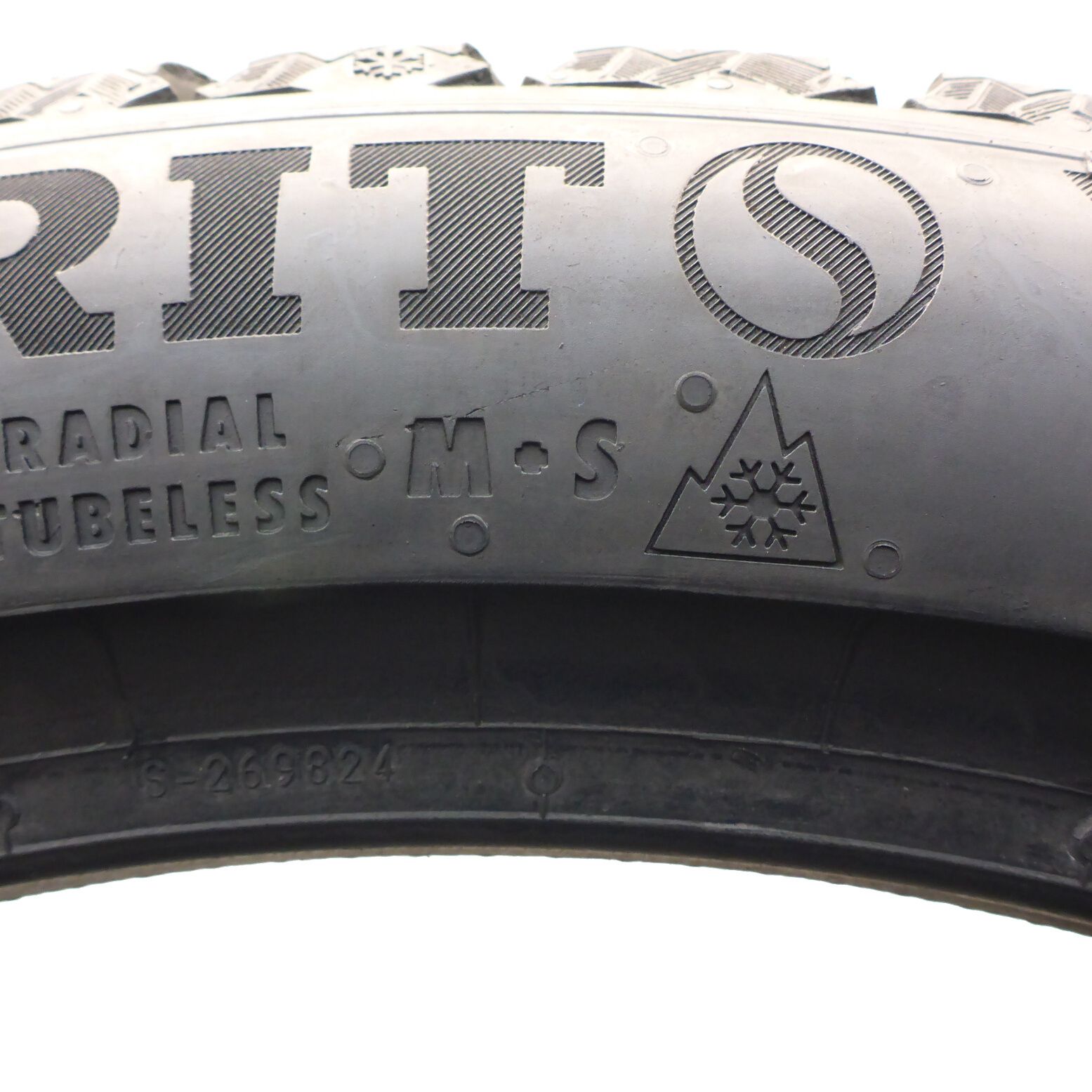 Opony 235/40/19 Semperit 235/40R19 96V XL Speed5 Zimowe 2024 7,4-7,5mm