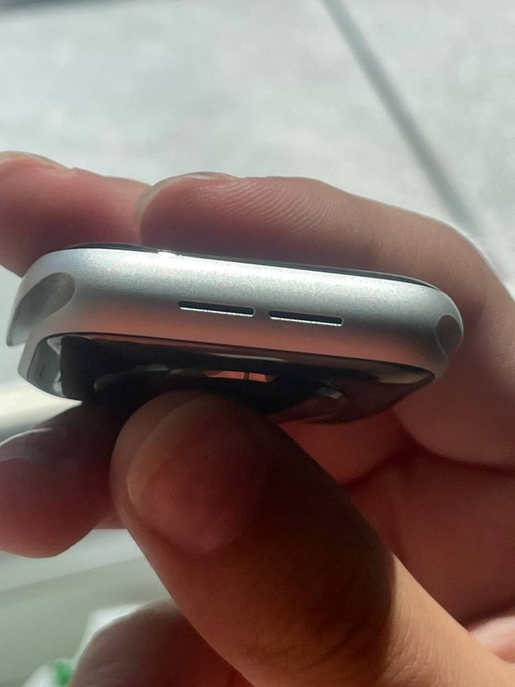Годинник Apple Watch 4, діагональ 44