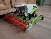 Duży kombajn bruder claas lexion
