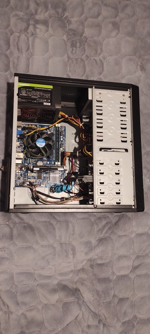 Продам компьютер, ПК+ Монитор 23''