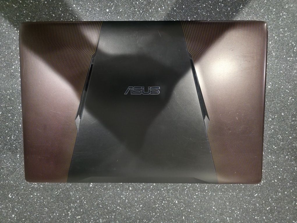 Laptop Asus fx533vd Intel i5 gtx1050 8gb ram SSD