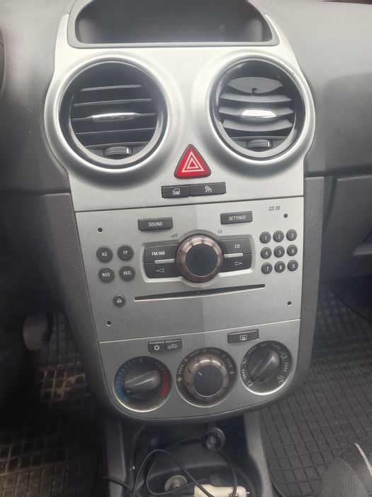 Auto osobowe Opel Corsa
