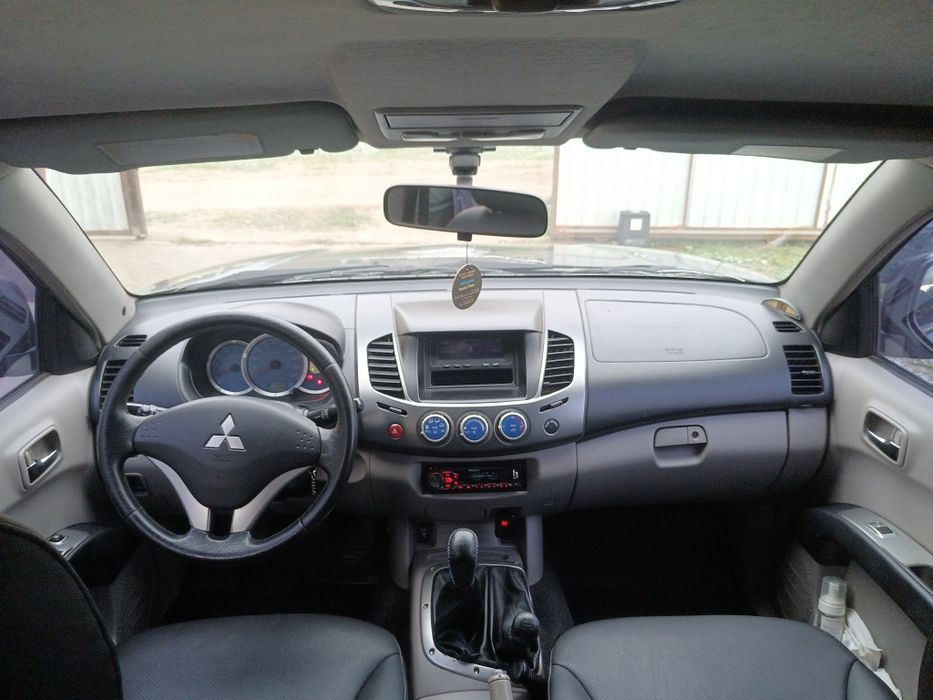 Продам Mitsubishi l200