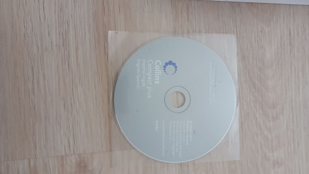 Dicionários bilingues: francês/inglês e espanhol/inglês