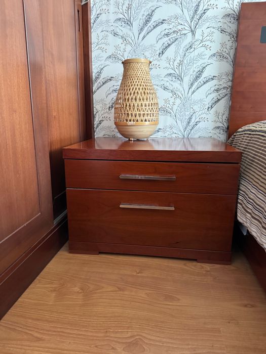 Mobiliário de quarto de casal como novo