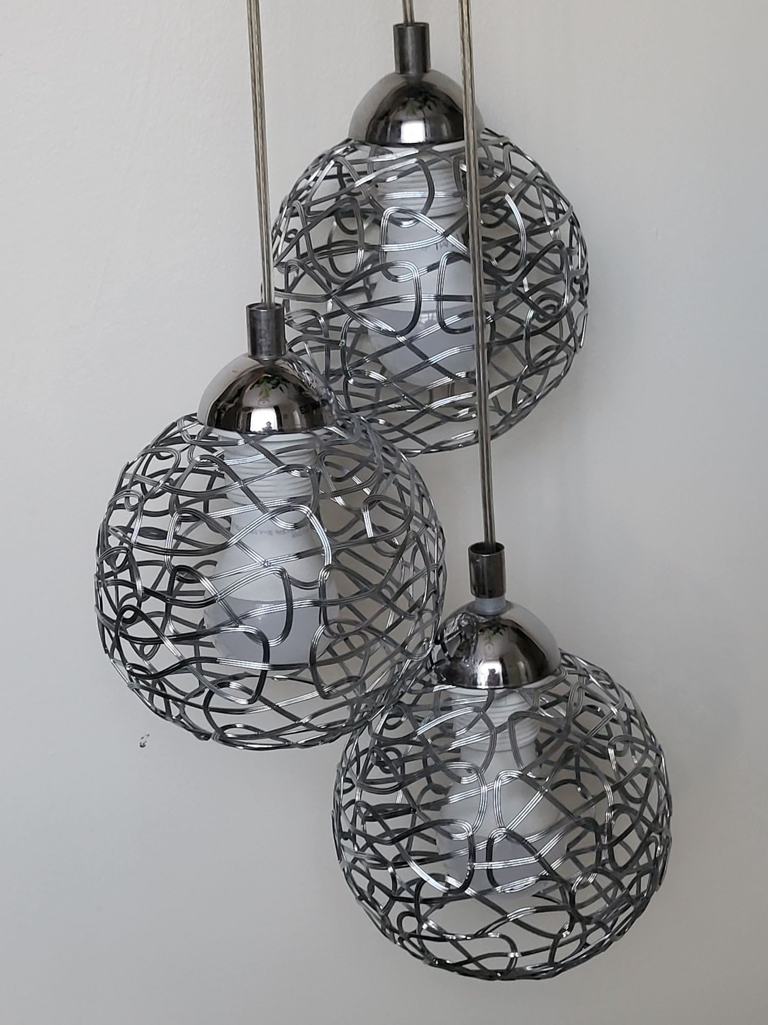 Lampa wisząca srebrne kule