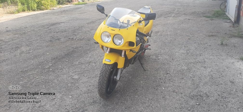 Мотоцикл Кавасакі ZXR-750