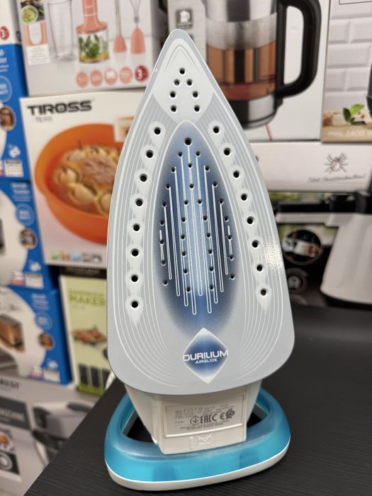 Праска Tefal FV 5718 (СТОК)