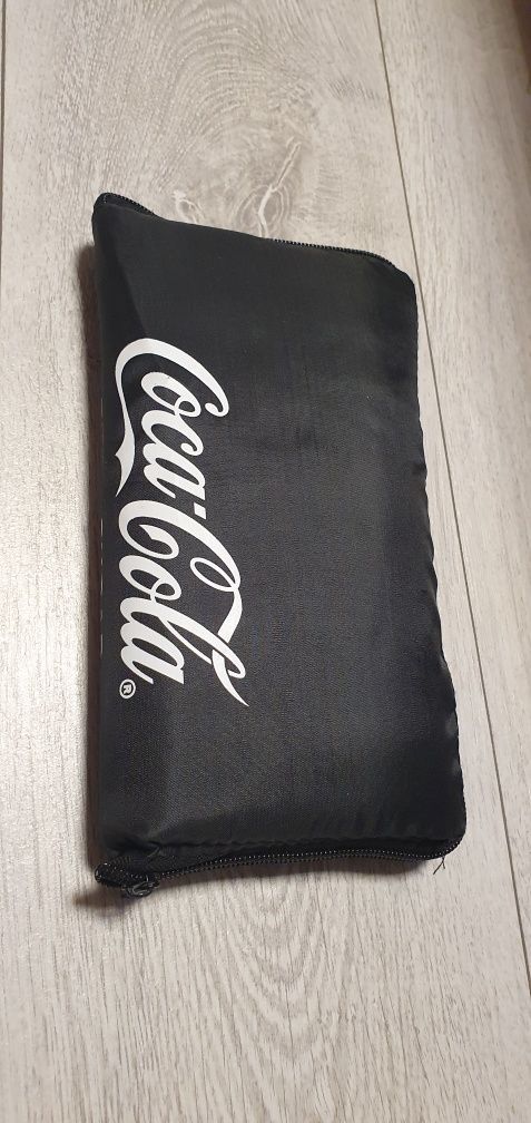 Nowa torba termiczna Coca-Cola składana jak portfel