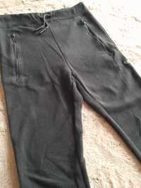Spodnie chłopięce, dresowe 152, czarne z kieszeniami