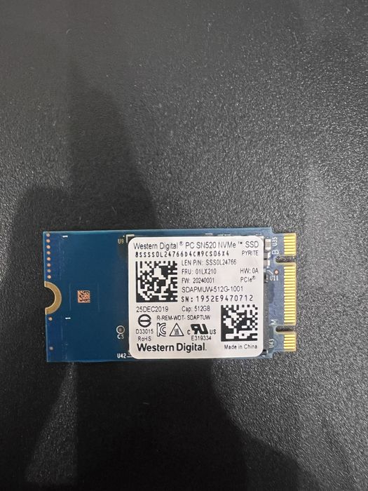 SSD Western digital 512Gb накопичувач