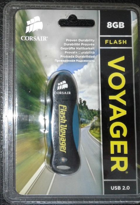 Флешка CORSAR voyager 8Gb. USB 2.0