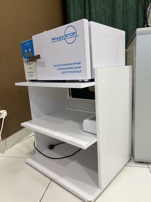 Тумба біла 1000 грн