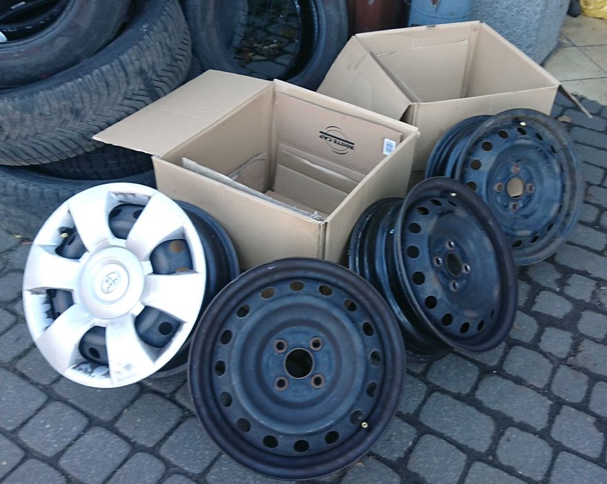 Sprzedam felgi stalowe 4 szt. 4x100 15 cali Opel, Toyota, Mazda