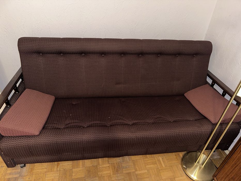 Tapczan rozkładany używany