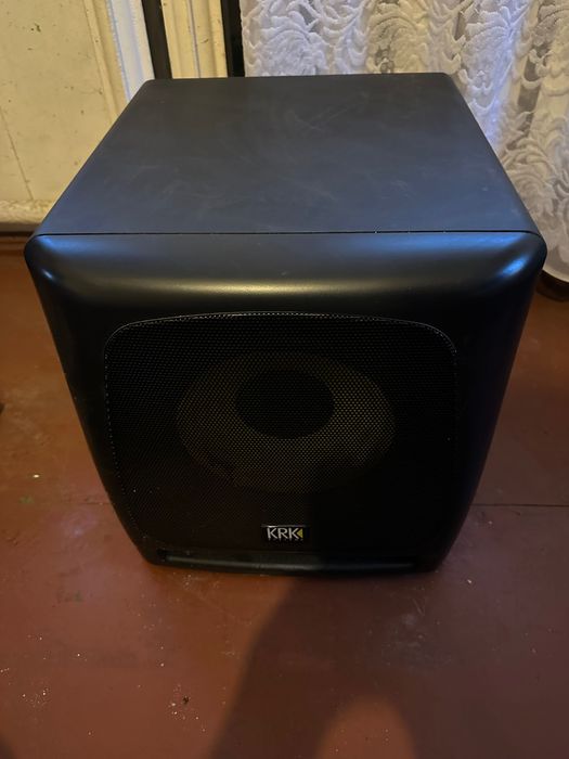 Subwoofer studyjny KRK 10S aktywny
