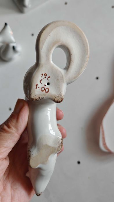 Статуетка фарфор вінтаж антикваріат