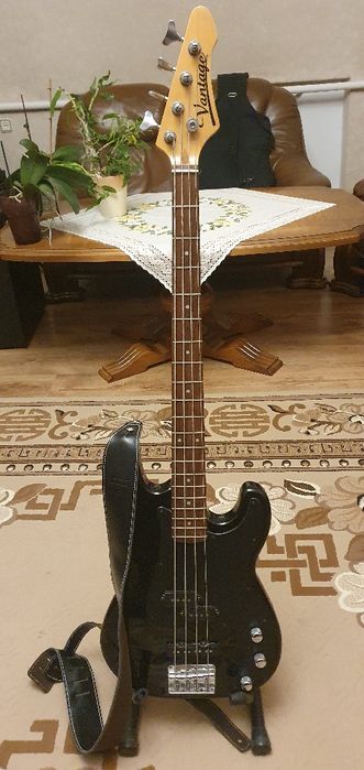 Продам бас гітару vantage Indonesia