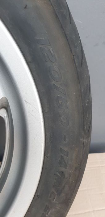 Колесо переднє Yamaha Majesty 400