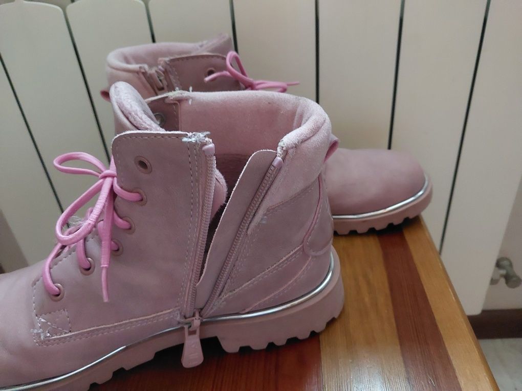 Buty trapery Fila r. 39 (wkładka 25 cm)