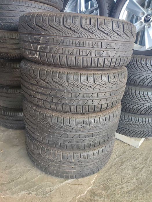 Шини на 19 PIRELLI 235*50. Майже нові 2022 рік. Made in Germany