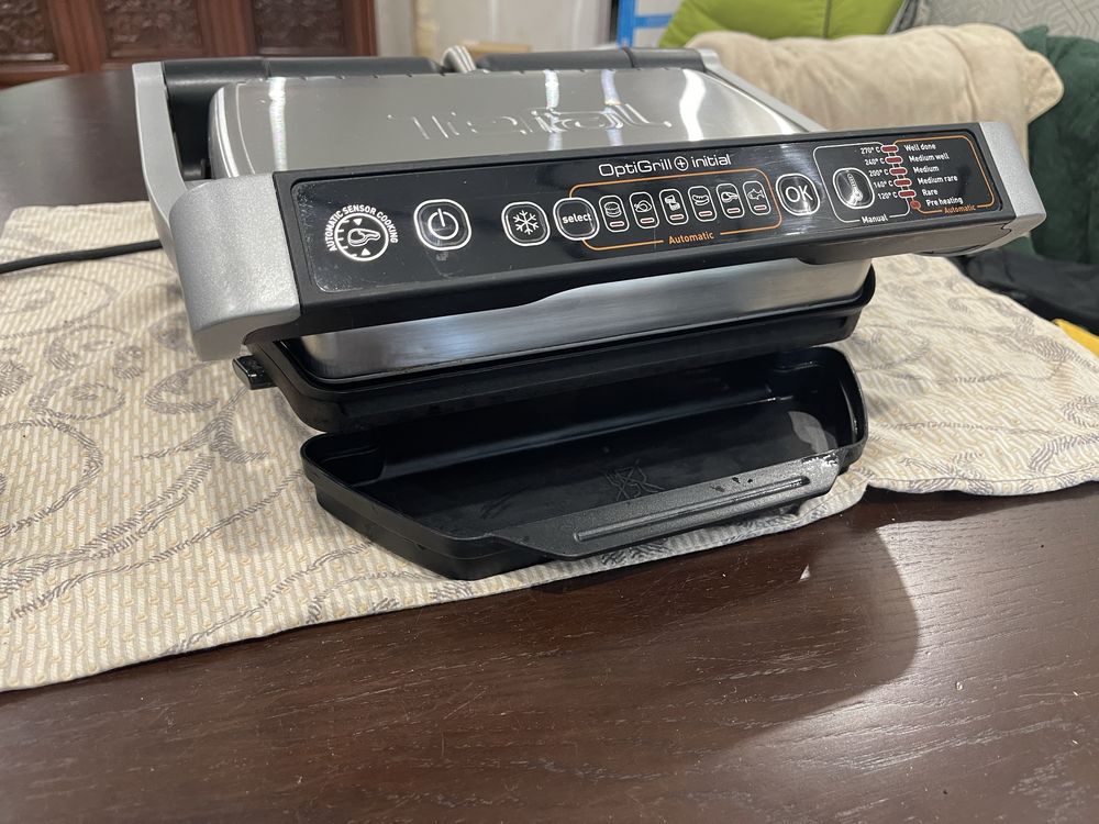 Гриль-барбекю Tefal OptiGrill Initial GC706D34