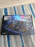 Numark Party Mix (Konsoleta DJ kontroler)