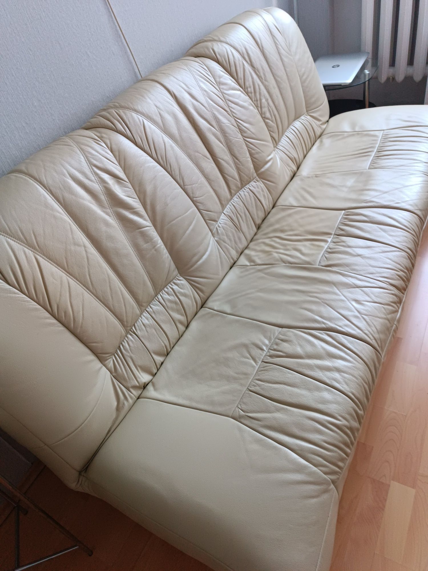 Sofa rozkładana + dwa fotele
