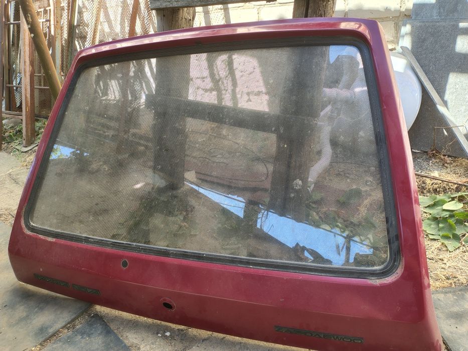 Кришка багажника (ляда ) Таврія