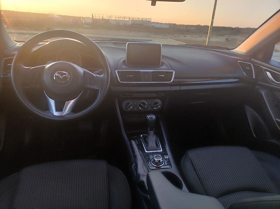 Mazda 3 sedan 2.0 automat