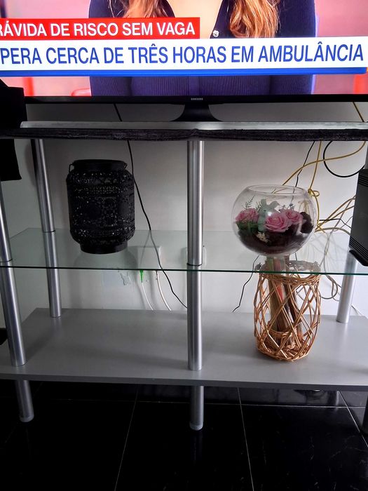 Móvel para TV ou para decoração