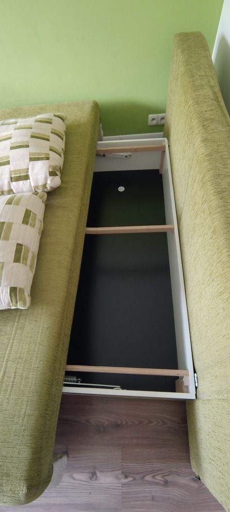 Sofa rozkładana zielona