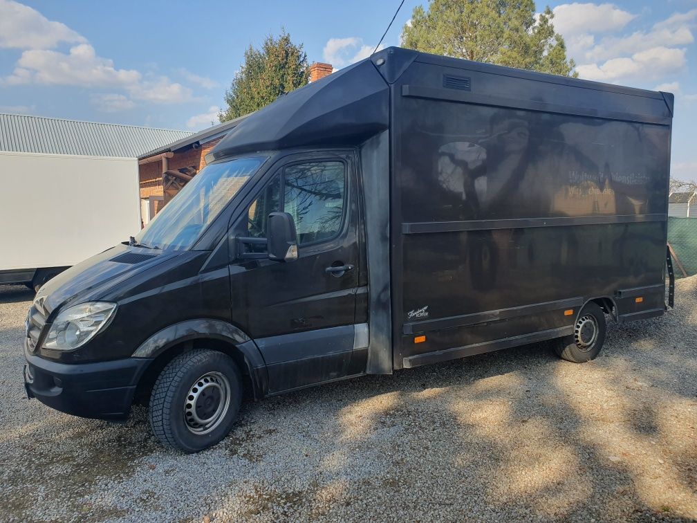 Mercedes Sprinter kontener 2013 świeżo sprowadzony cena brutto kamper