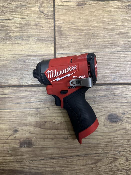 Zakrętarka udarowa Milwaukee M12 FID2 | 2024r.