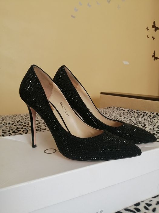 Продам жіночі туфлі