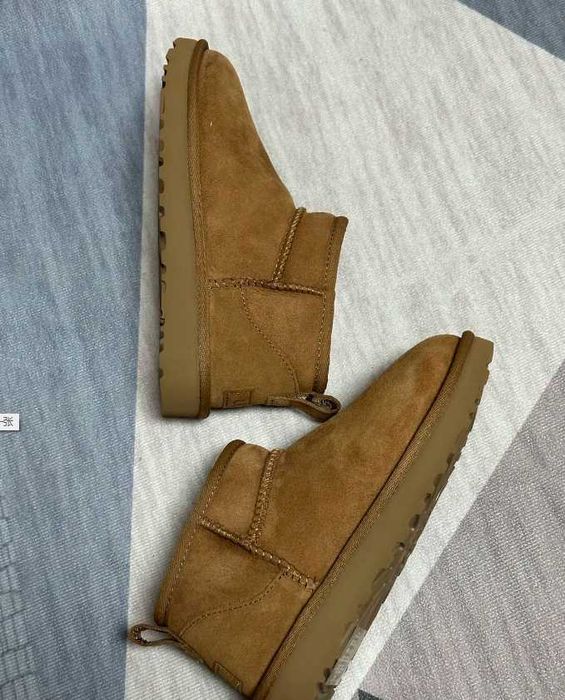 "Buty Trampki" UGG_Classic_UltraMini R.38