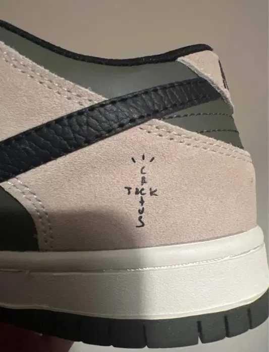 Nike SB Dunk Low Pro Army Green ''Playstation'' Tamanho 42