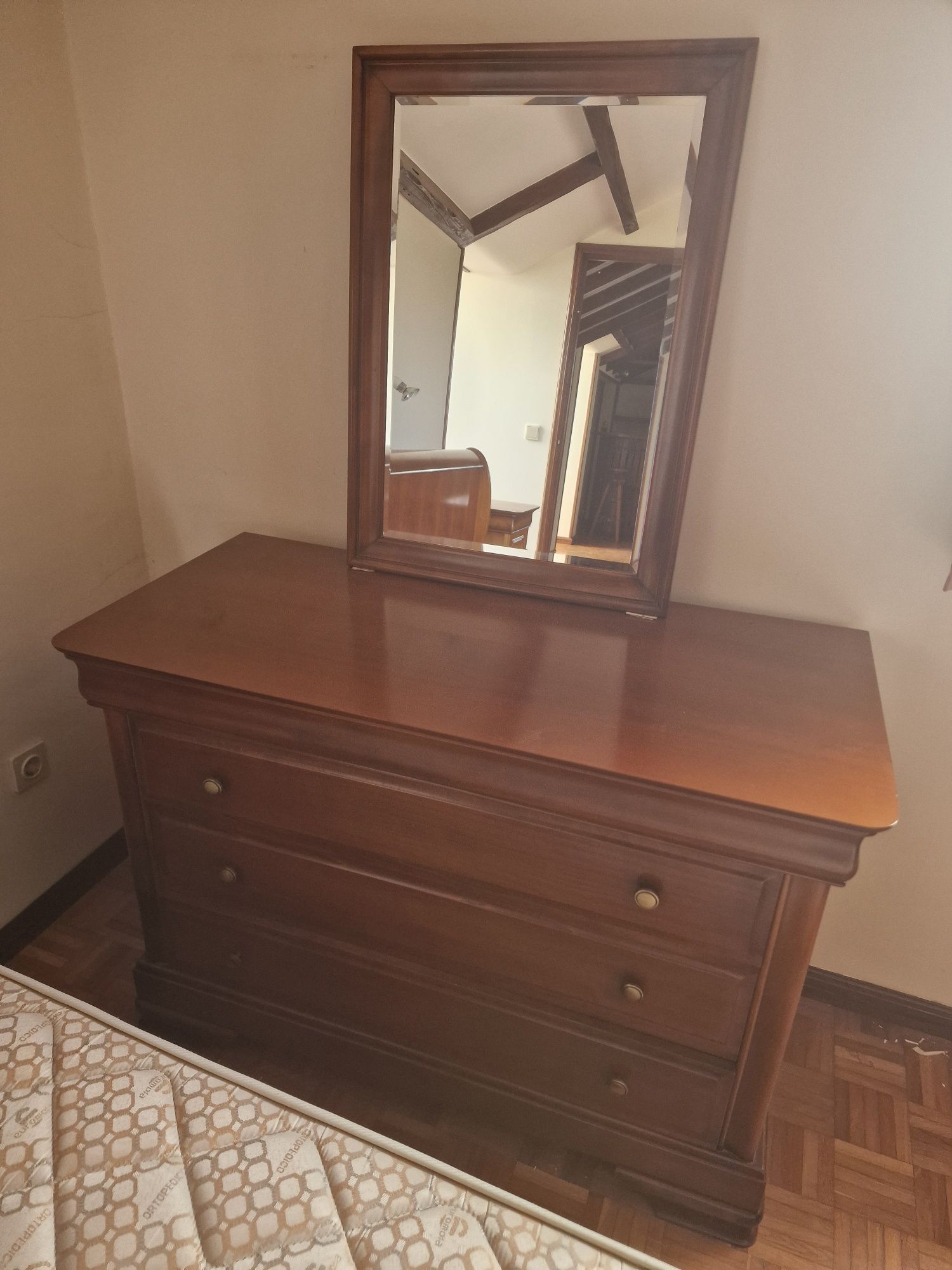 Mobília de quarto completa