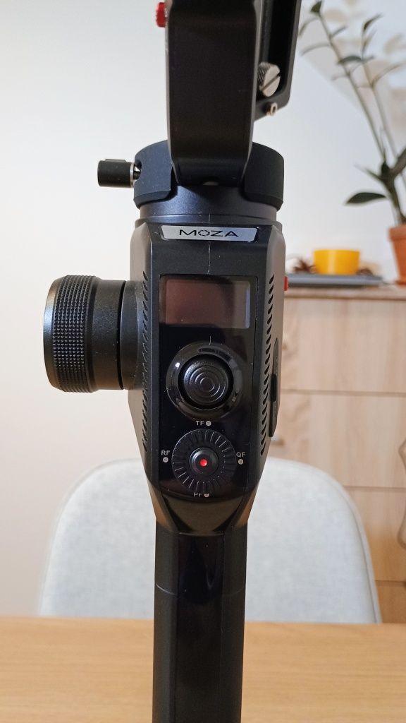 Gimbal Moza Aircross 2 - stan idealny