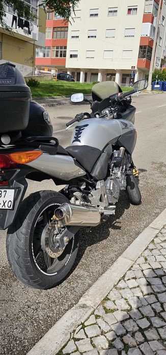 Vendo Honda CBF 600 SA