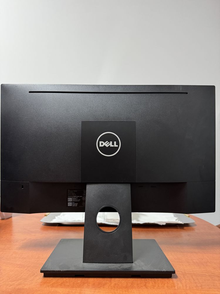 Monitor Dell E2218HN