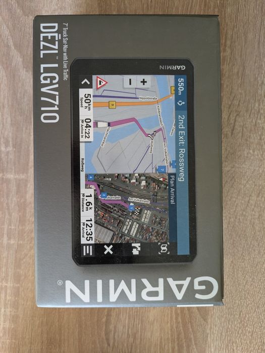 Garmin Dézl LGV 710