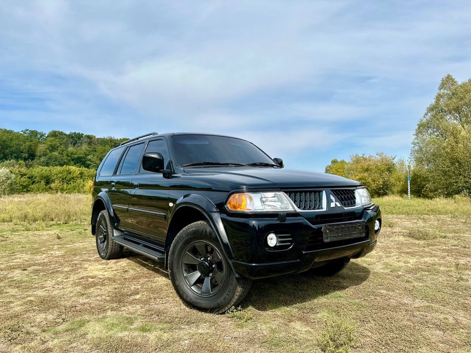 Mitsubishi Pajero Sport 3.0газ бензин Автомат
