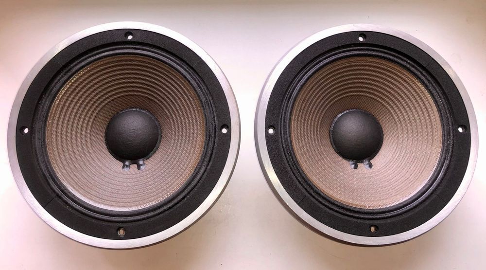 JBL 2118J. Пара СЧ динамиков.