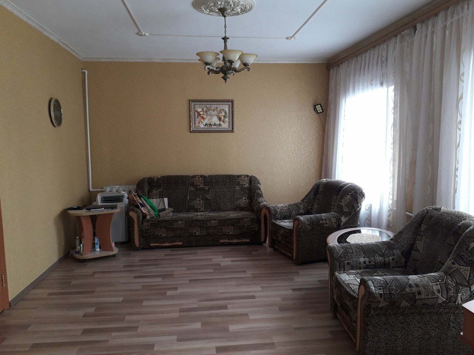 Продаж житлового будинку