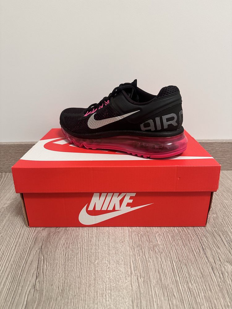Кросівки Nike Air Max 2013