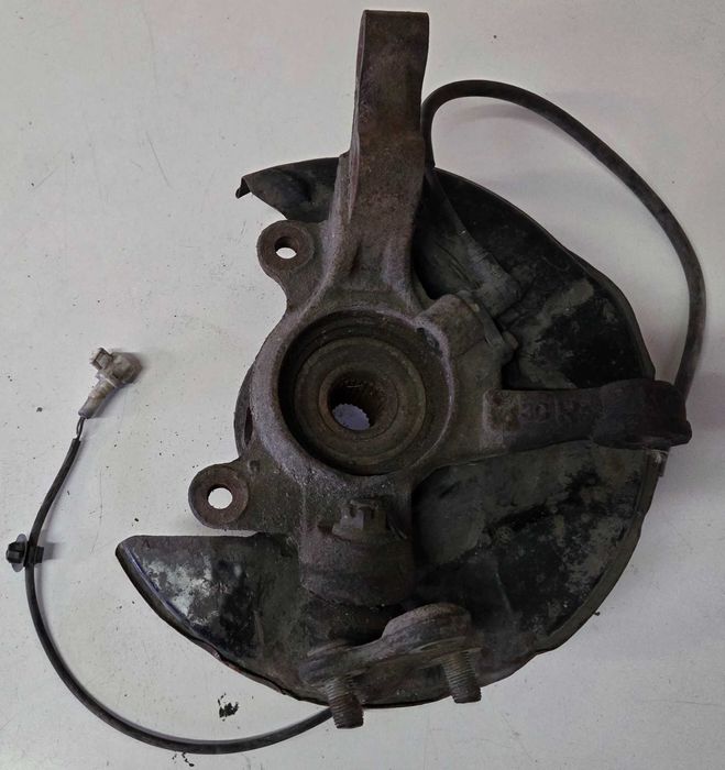 Zwrotnica piasta prawy przód Toyota Celica VII 1.8 VVTi