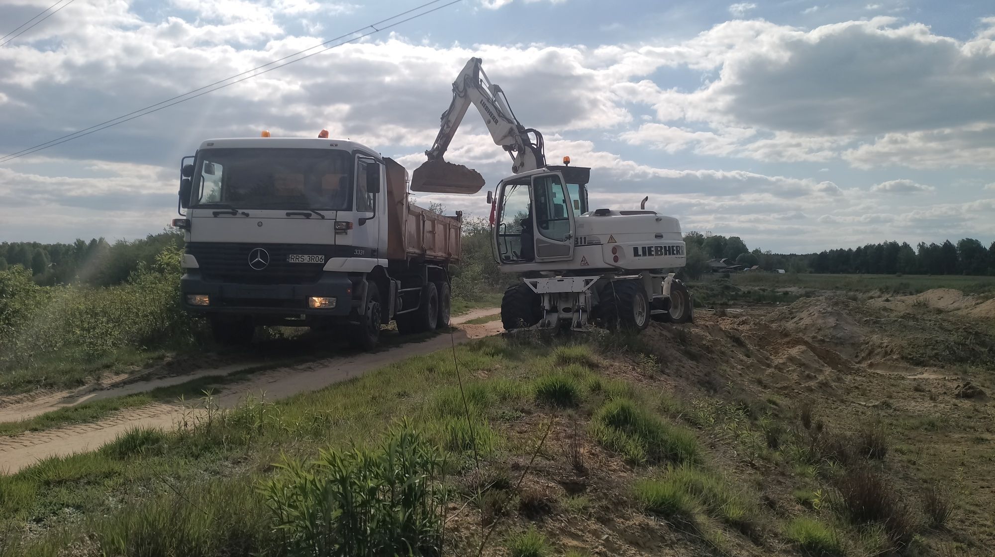 Kruszywa drogowe budowlane piasek żwir ziemia