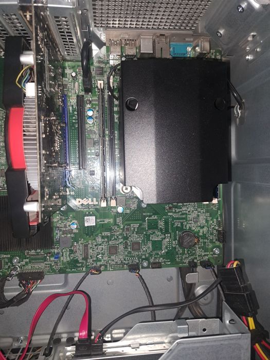 Komputer stacjonarny DELL intel xeon E5